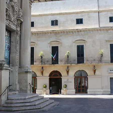 Hotell Santa Chiara 4*