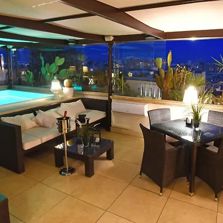 Santa Chiara فندق