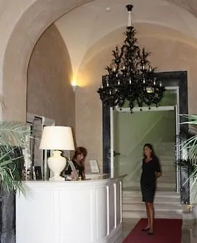 Santa Chiara Hotel 4*