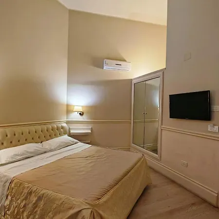 Hotel Santa Chiara & - 4*