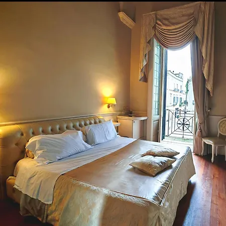 Santa Chiara & - Hotel