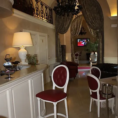 Santa Chiara & - Hotel