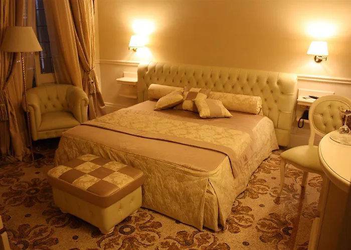 Santa Chiara & - Ξενοδοχείο Λέτσε