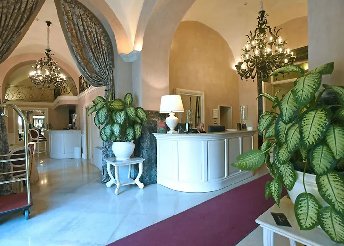 Santa Chiara & - Λέτσε