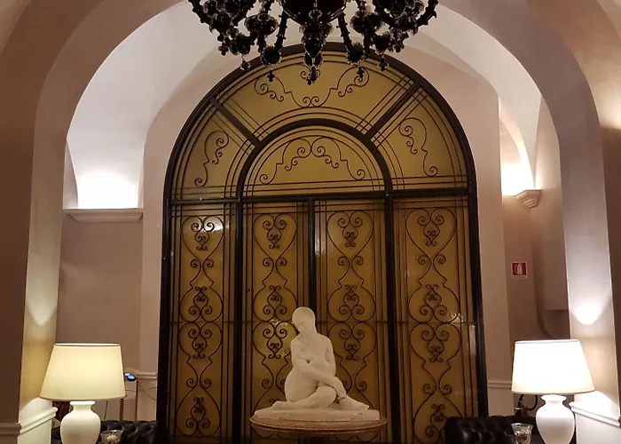 Santa Chiara & - Λέτσε