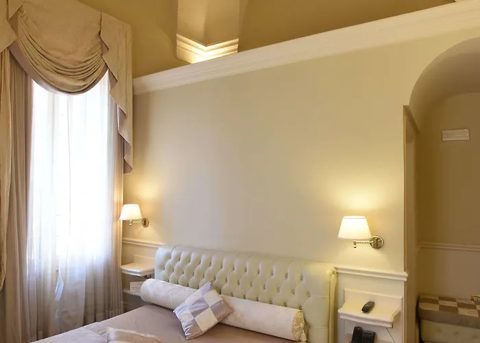 Ξενοδοχείο Santa Chiara & - 4*