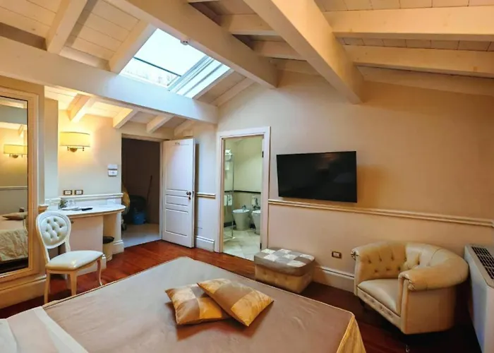 Santa Chiara 4*