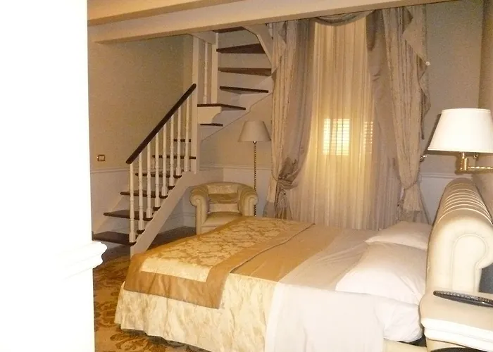 Santa Chiara & - Ξενοδοχείο Λέτσε