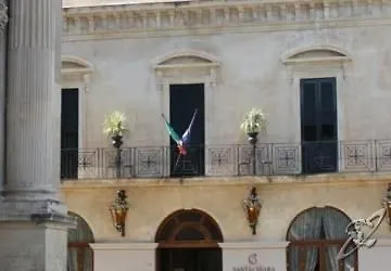 Santa Chiara & - Ξενοδοχείο